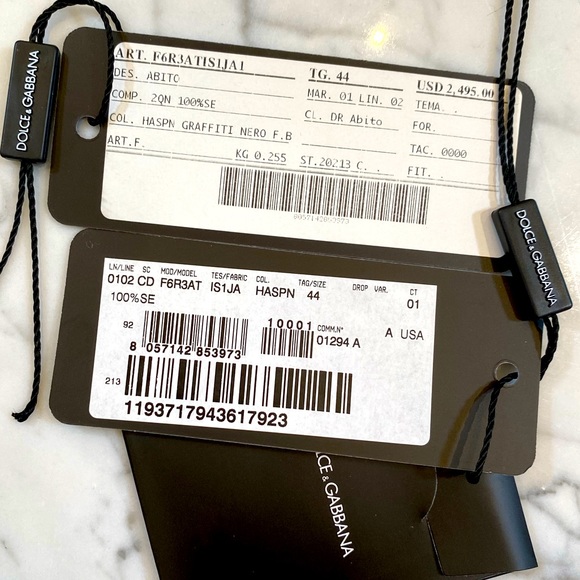 Dolce and Gabanna graffiti silk dress. Worn 1 time a couple of hours. - Picture 7 of 8